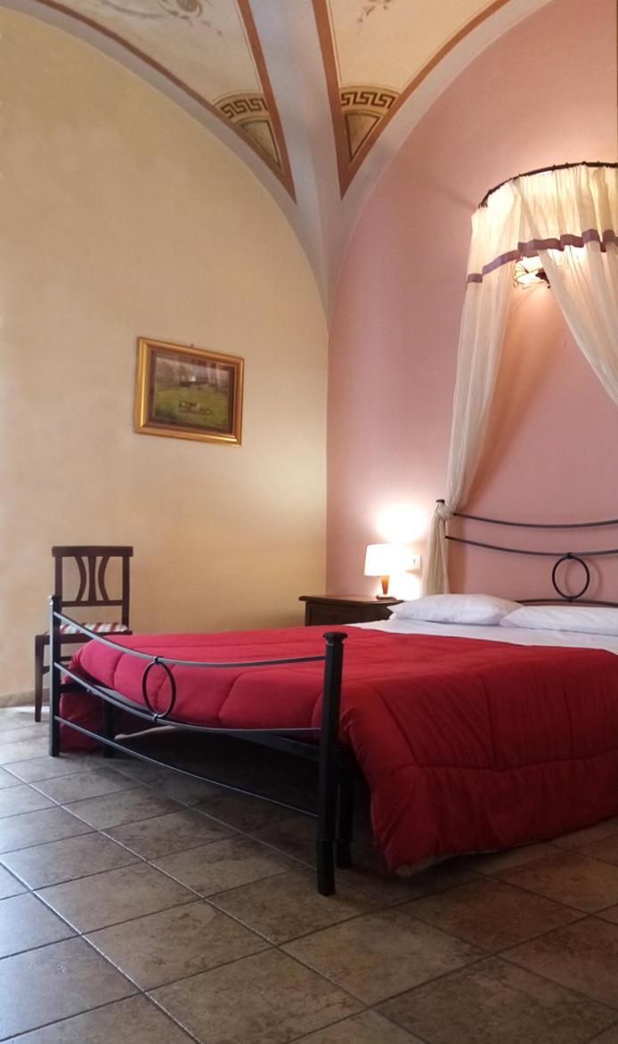 Camere Del Re Tarquinia Exterior photo