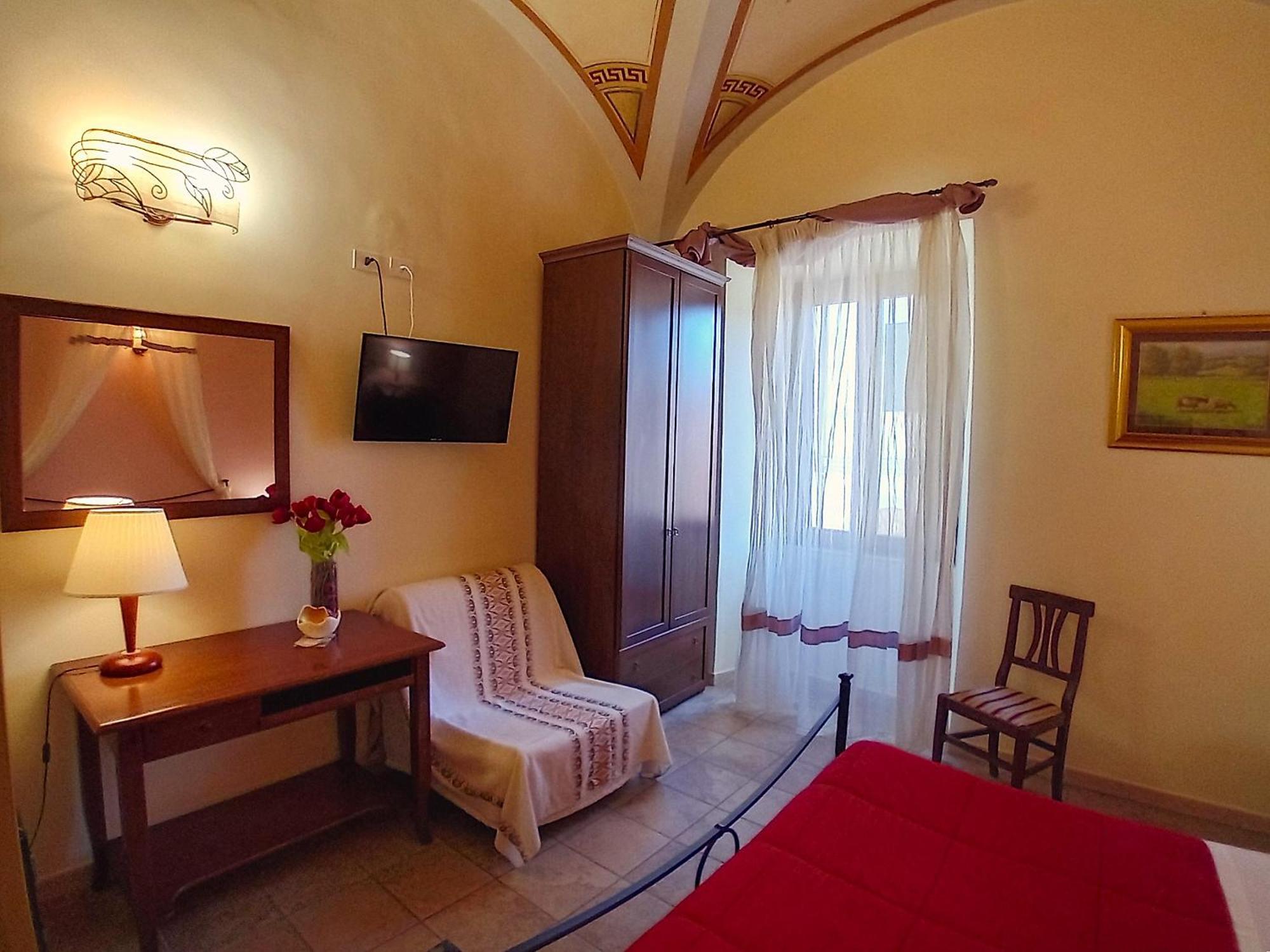 Camere Del Re Tarquinia Exterior photo